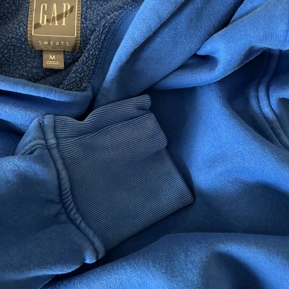 GAP sweatshirt - Picture 4 of 4